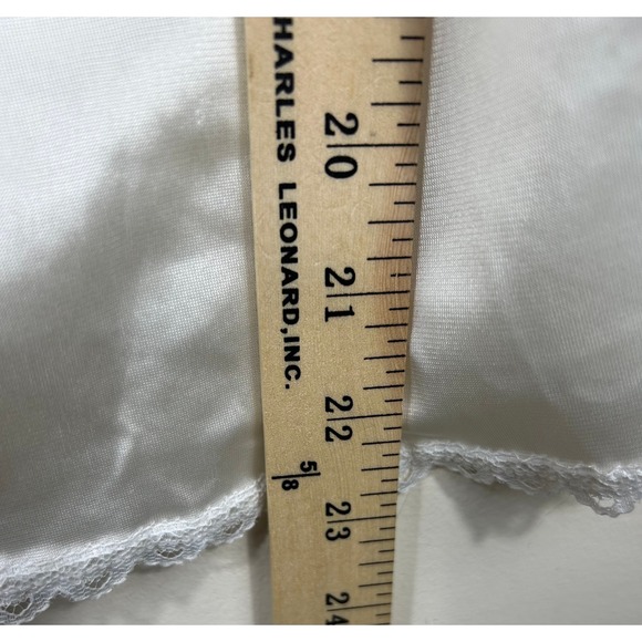 VTG Y2K WARNER'S Camisole Top Satin Size 38 Cream Lace Trim Coquette Dainty 90s - Picture 10 of 11